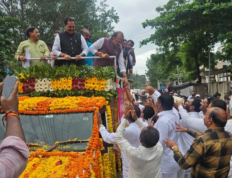 अमळनेर अर्बन बँकेच्या शतक महोत्सवासाठी उपमुख्यमंत्री अजित पवारांना आमंत्रण